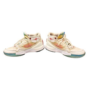 New Balance Multicolor Athletic Shoes